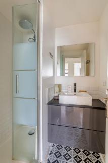 Bright & renovated 3BD for 8 guests in Le Marais! - 1