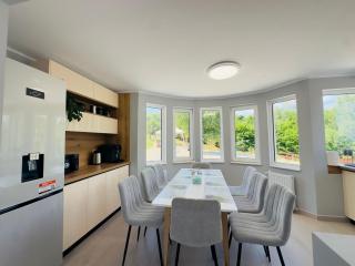 Panorama Hill Retreat by Casa Calatorului - 7