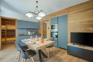 The Lovely Nest - Happy Rentals - 8