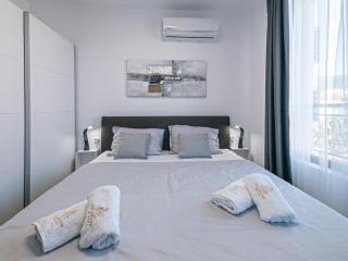 Mary Beach Resort - Polarstar Real Estate - 1