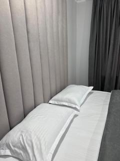 Ararat hotel - 1