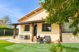 " Sweet Home " Jardin - 4 ch - Wifi - Thalès - 0