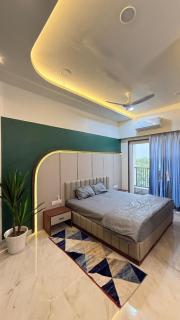 Om Sai Ram Hotel - 0