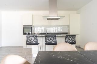 Villa Sementina - Luxury Stay with Pool and Gym - 15 m to Lake Maggiore - 4
