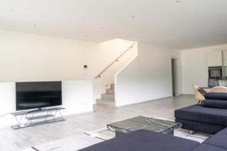 Villa Sementina - Luxury Stay with Pool and Gym - 15 m to Lake Maggiore - 3