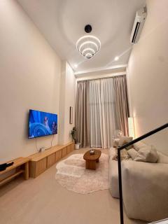 Somerset Suites - 4