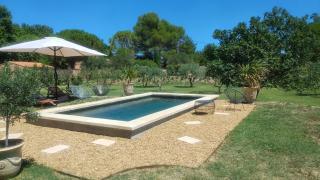 House with pool near Avignon, large garden - 4