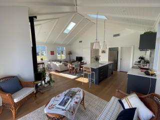 Modern home, old charm! - 5