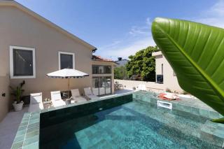 Canopy House by Portgual Active I Heated Pool - 0