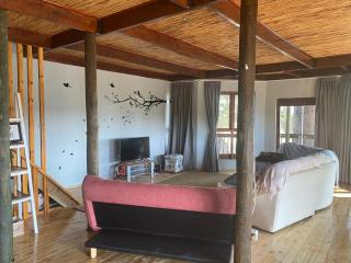 Elephant Island River House - 4