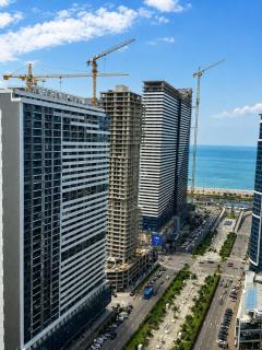 Hostly, Blue Sky top residence with view - 5