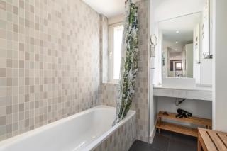 Stunning penthouse in Malasaña - Valverde - 9