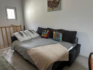 Loft chaleureux et confortable style Industriel - 7