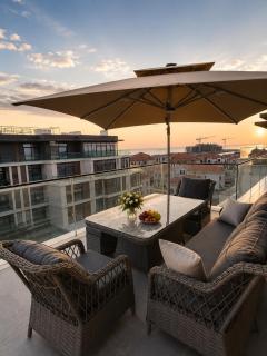 Seaview Apartment Polo Residence & Sea Breeze - 0