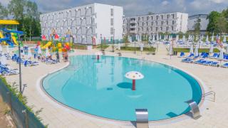 Mera Holiday Resort - 1