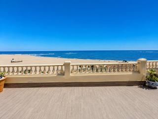 Los Cisnes, Playa Isla Canela - By AC REAL - 2