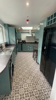 Newly Refurbished Townhouse - 5