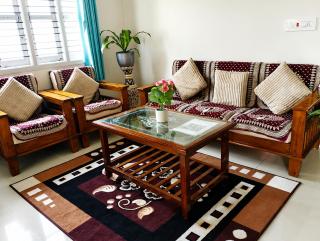 Neartown Homestay - 8