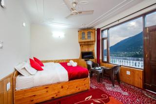 Hotel Chatanya Manali - 0