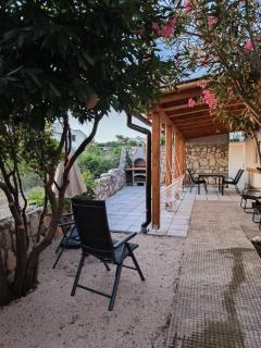 Private apartment ,surrounded by nature,50m from the sea - 1