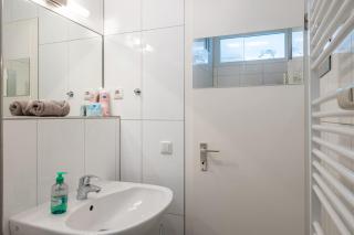 Rob's Studio-2-Zimmer-Am Opernplatz-Dolby Surround - 5