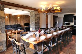 Prestigious Chalet for 18 Guests, Pool & Jacuzzi, close to slopes and resort center - Montgenèvre - 9