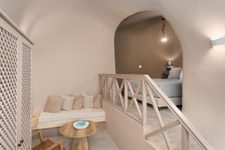 Litheos Santorini Luxury Cave Suites - 2