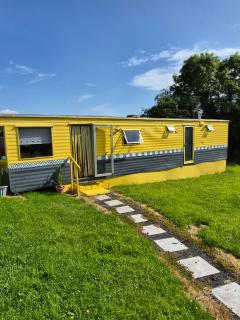 Airport Cottage - 0
