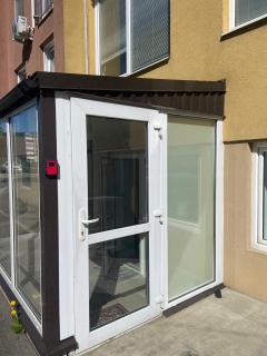 Apartment with private entrance - 8