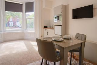 Stockton Suites - 4