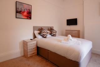 Stockton Suites - 2