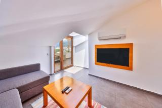 The Townhouse Apartment - 6