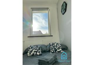 Big Ben Room - Peaceful Retreat, 10 Minutes to Gdańsk Old Town & Seaside - 6