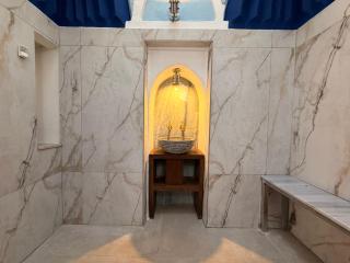 Jivaeri Luxury Suites - 3