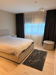 Cozy Home Near KEF Airport - 5