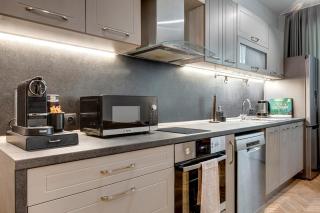 Spacious 2BR Family Flat next to Borisova Garden - 8