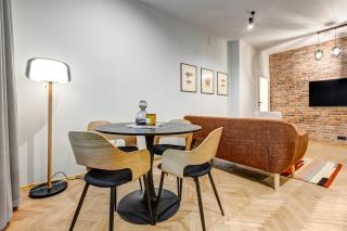 Spacious 2BR Family Flat next to Borisova Garden - 1