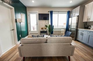 Central 1BR1BAKing BedWiFiWD - 6