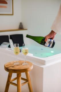 Bali Suite - Spa Jacuzzi - 9