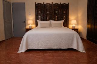 Colonial City Stay with Local Soul - 1