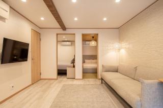 舎 Sha - 1 min walk from Tsutenkaku - 4