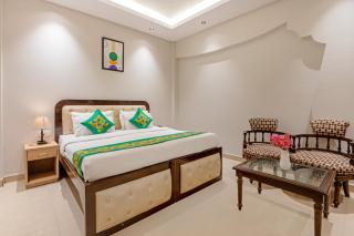 Hotel Paras - 8