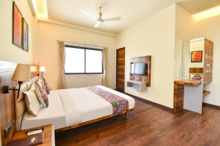FabHotel City Point Executive - 2