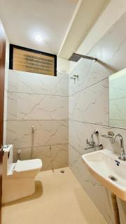 Hotel Gurukripa - 1
