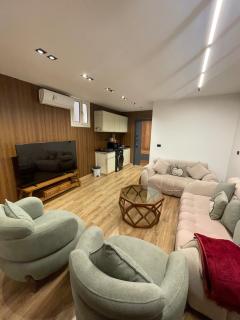 Modern furniture studio gamaat eldwl 1 - 0