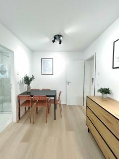 Modern Apartment in Eimsbuettel Hamburg for 5 - 6
