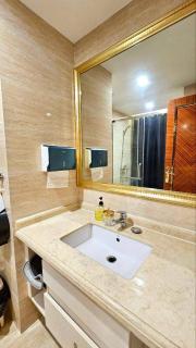 The Urban Oasis Suite - 1
