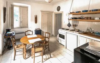 1 Bedroom Amazing Apartment In Ghisoni - 5