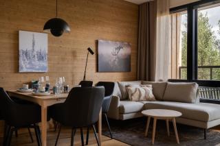 Le Chalet Lingonberry D28 Ski-in Ski-out by Aavalevi - 5