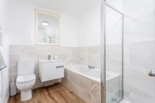 Prestwick Shore - Donnini Apartments - 1